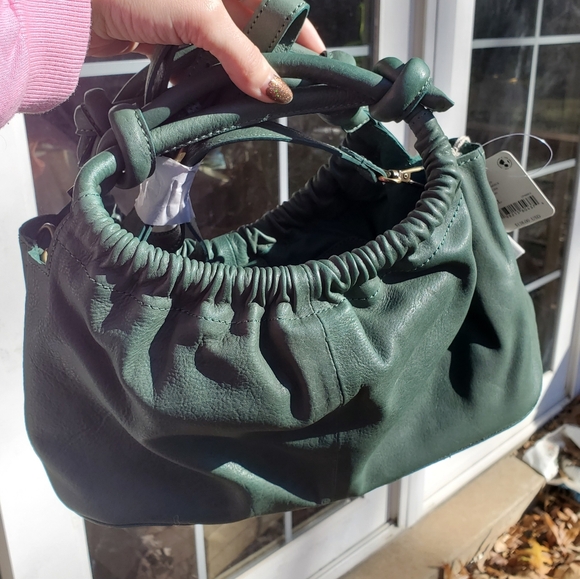 Free People head over hill crossbody leather bag in holly - Picture 7 of 9